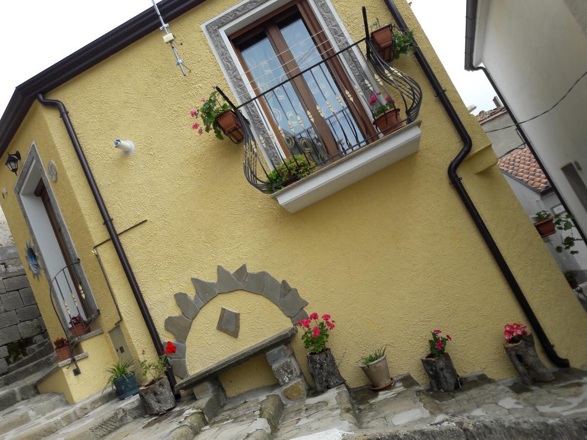 B&B L'Arabatana Pietrapertosa Extérieur photo